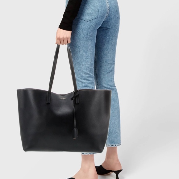 Saint Laurent East West Black Leather Tote - Picture 3 of 13